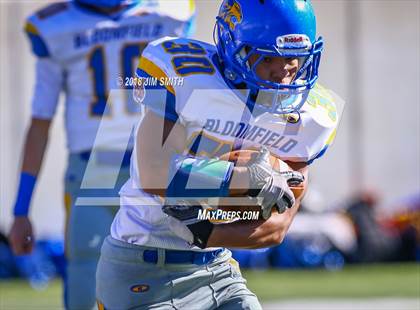 Thumbnail 1 in Bloomfield @ St. Pius X (NMAA 4A Semifinal) photogallery.