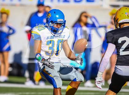 Thumbnail 3 in Bloomfield @ St. Pius X (NMAA 4A Semifinal) photogallery.