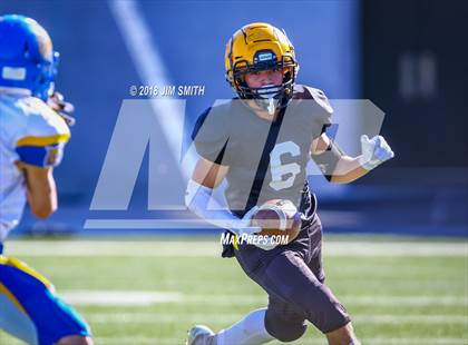 Thumbnail 1 in Bloomfield @ St. Pius X (NMAA 4A Semifinal) photogallery.
