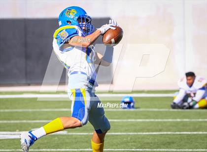 Thumbnail 1 in Bloomfield @ St. Pius X (NMAA 4A Semifinal) photogallery.