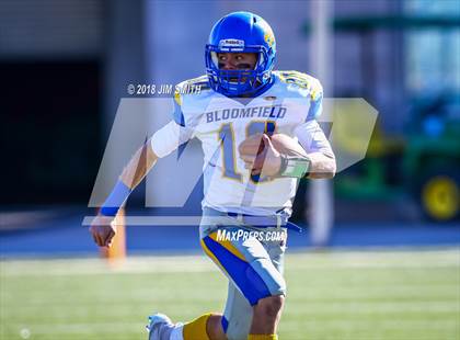 Thumbnail 3 in Bloomfield @ St. Pius X (NMAA 4A Semifinal) photogallery.