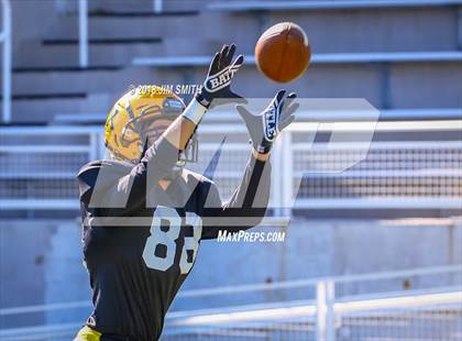 Thumbnail 3 in Bloomfield @ St. Pius X (NMAA 4A Semifinal) photogallery.