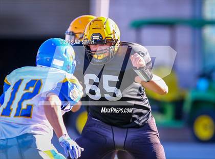 Thumbnail 1 in Bloomfield @ St. Pius X (NMAA 4A Semifinal) photogallery.