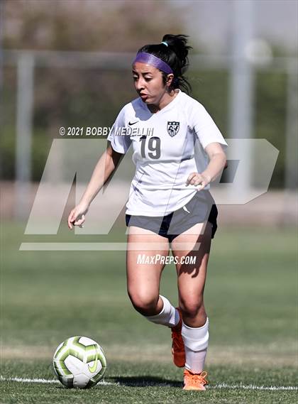 Thumbnail 1 in Clovis East @ Clovis North photogallery.