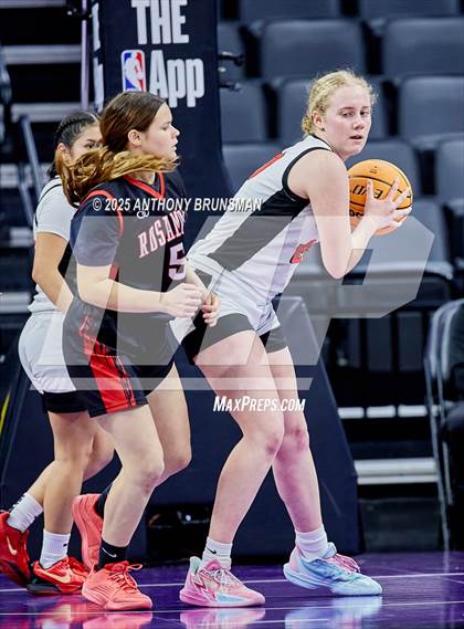 Thumbnail 2 in Woodland Christian vs Rosamond (CIF State D5 Final) photogallery.