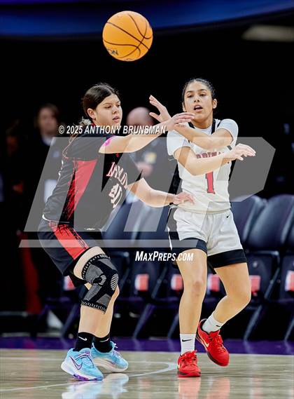 Thumbnail 1 in Woodland Christian vs Rosamond (CIF State D5 Final) photogallery.