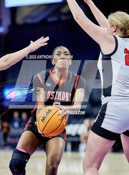 Thumbnail 3 in Woodland Christian vs Rosamond (CIF State D5 Final) photogallery.