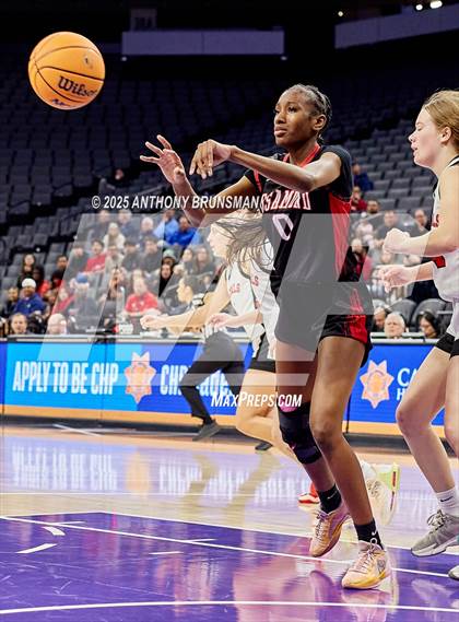 Thumbnail 2 in Woodland Christian vs Rosamond (CIF State D5 Final) photogallery.