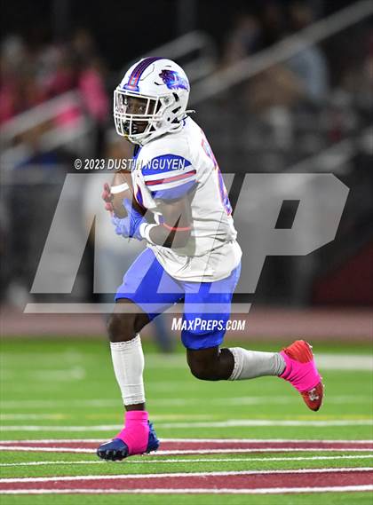 Thumbnail 2 in Leander @ A&M Consolidated photogallery.