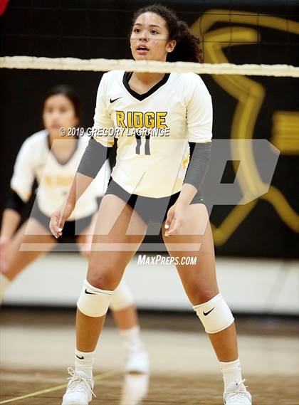 Thumbnail 1 in Ryan vs Fossil Ridge photogallery.