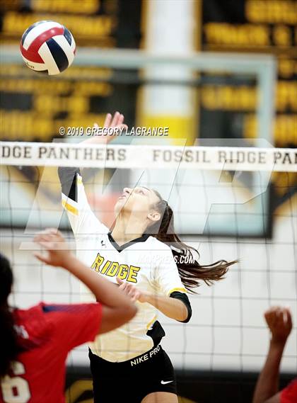 Thumbnail 2 in Ryan vs Fossil Ridge photogallery.