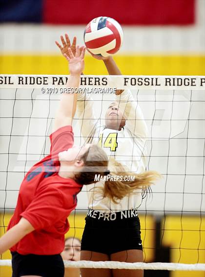 Thumbnail 1 in Ryan vs Fossil Ridge photogallery.
