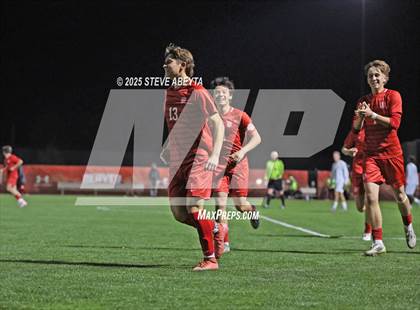 Thumbnail 2 in Regis Jesuit vs. Pine Creek (CHSAA 5A Semifinals) photogallery.