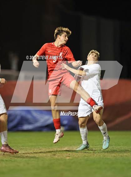 Thumbnail 3 in Regis Jesuit vs. Pine Creek (CHSAA 5A Semifinals) photogallery.
