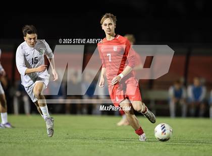 Thumbnail 1 in Regis Jesuit vs. Pine Creek (CHSAA 5A Semifinals) photogallery.
