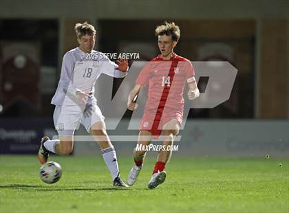 Thumbnail 2 in Regis Jesuit vs. Pine Creek (CHSAA 5A Semifinals) photogallery.