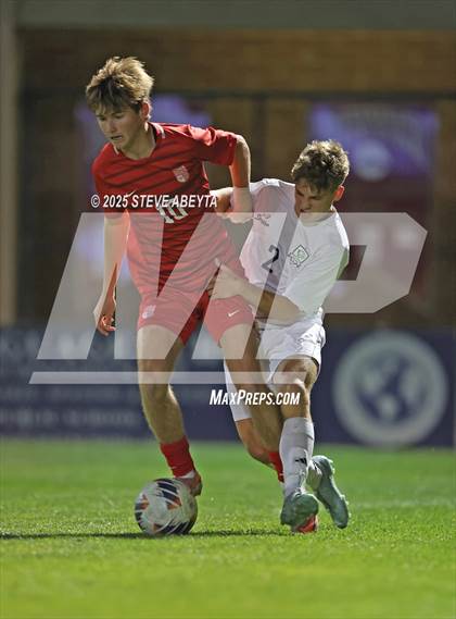 Thumbnail 1 in Regis Jesuit vs. Pine Creek (CHSAA 5A Semifinals) photogallery.