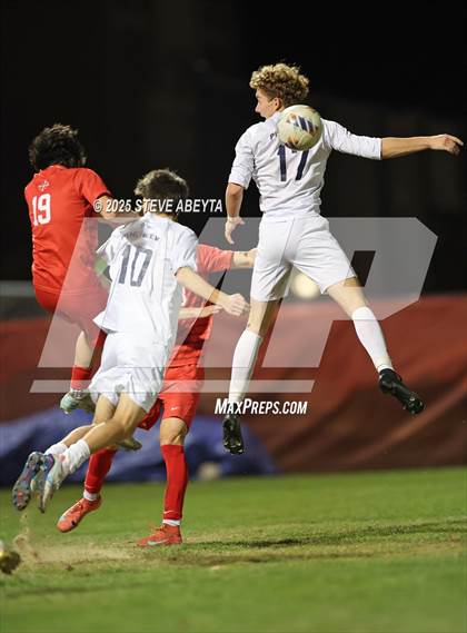 Thumbnail 3 in Regis Jesuit vs. Pine Creek (CHSAA 5A Semifinals) photogallery.