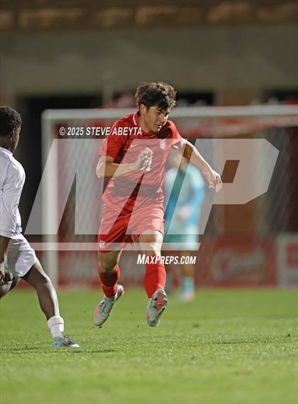 Thumbnail 1 in Regis Jesuit vs. Pine Creek (CHSAA 5A Semifinals) photogallery.