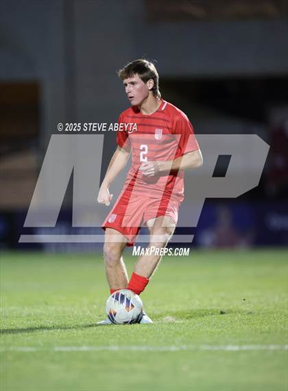 Thumbnail 3 in Regis Jesuit vs. Pine Creek (CHSAA 5A Semifinals) photogallery.