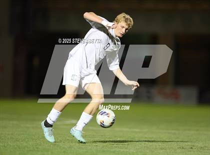 Thumbnail 1 in Regis Jesuit vs. Pine Creek (CHSAA 5A Semifinals) photogallery.