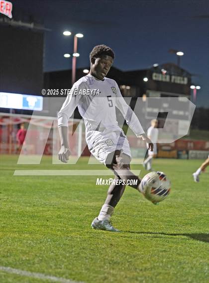 Thumbnail 2 in Regis Jesuit vs. Pine Creek (CHSAA 5A Semifinals) photogallery.