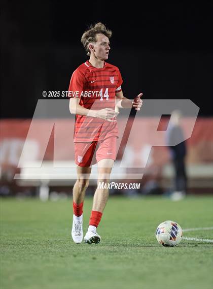 Thumbnail 2 in Regis Jesuit vs. Pine Creek (CHSAA 5A Semifinals) photogallery.