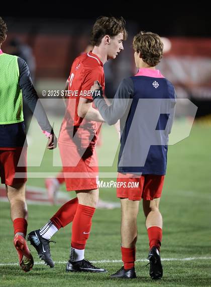 Thumbnail 1 in Regis Jesuit vs. Pine Creek (CHSAA 5A Semifinals) photogallery.