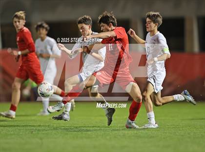 Thumbnail 2 in Regis Jesuit vs. Pine Creek (CHSAA 5A Semifinals) photogallery.