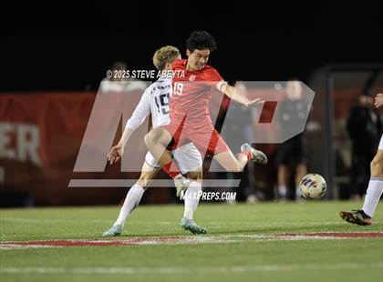 Thumbnail 3 in Regis Jesuit vs. Pine Creek (CHSAA 5A Semifinals) photogallery.