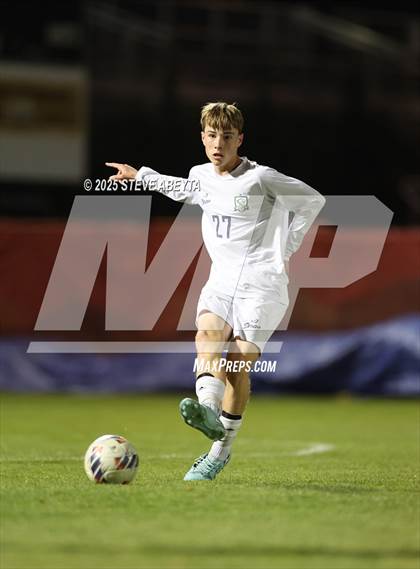 Thumbnail 1 in Regis Jesuit vs. Pine Creek (CHSAA 5A Semifinals) photogallery.