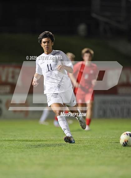 Thumbnail 3 in Regis Jesuit vs. Pine Creek (CHSAA 5A Semifinals) photogallery.