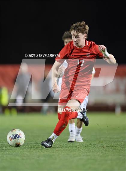 Thumbnail 2 in Regis Jesuit vs. Pine Creek (CHSAA 5A Semifinals) photogallery.