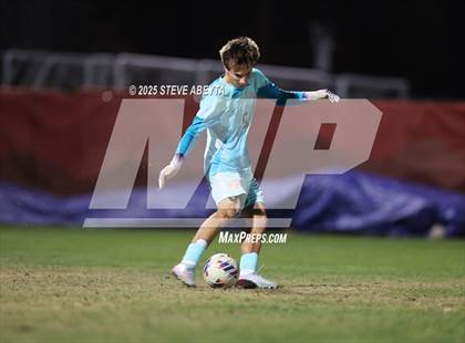 Thumbnail 2 in Regis Jesuit vs. Pine Creek (CHSAA 5A Semifinals) photogallery.