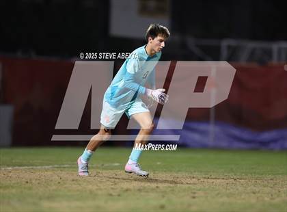 Thumbnail 2 in Regis Jesuit vs. Pine Creek (CHSAA 5A Semifinals) photogallery.