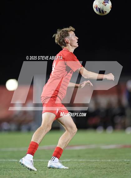 Thumbnail 2 in Regis Jesuit vs. Pine Creek (CHSAA 5A Semifinals) photogallery.