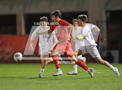Thumbnail 1 in Regis Jesuit vs. Pine Creek (CHSAA 5A Semifinals) photogallery.