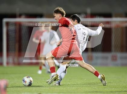 Thumbnail 2 in Regis Jesuit vs. Pine Creek (CHSAA 5A Semifinals) photogallery.