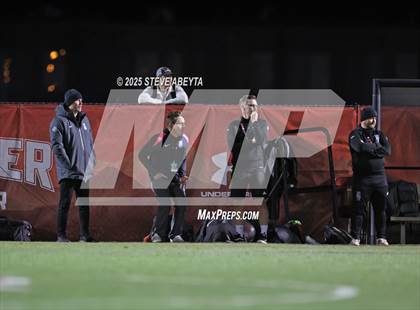 Thumbnail 2 in Regis Jesuit vs. Pine Creek (CHSAA 5A Semifinals) photogallery.