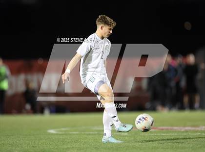 Thumbnail 3 in Regis Jesuit vs. Pine Creek (CHSAA 5A Semifinals) photogallery.