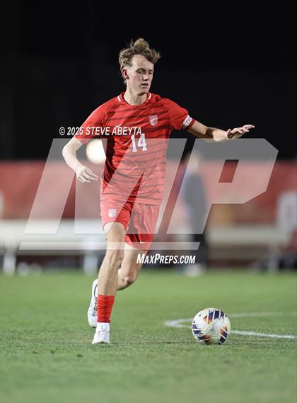 Thumbnail 1 in Regis Jesuit vs. Pine Creek (CHSAA 5A Semifinals) photogallery.