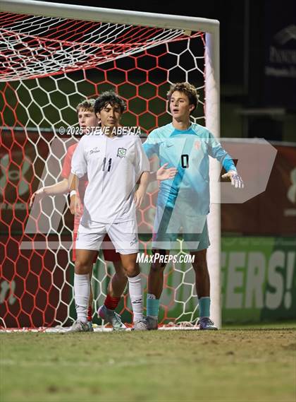 Thumbnail 2 in Regis Jesuit vs. Pine Creek (CHSAA 5A Semifinals) photogallery.