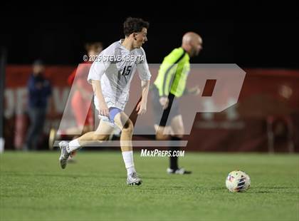 Thumbnail 3 in Regis Jesuit vs. Pine Creek (CHSAA 5A Semifinals) photogallery.