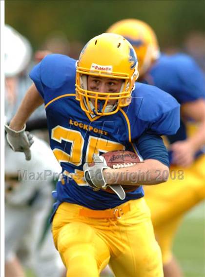 Thumbnail 1 in Williamsville North @ Lockport photogallery.