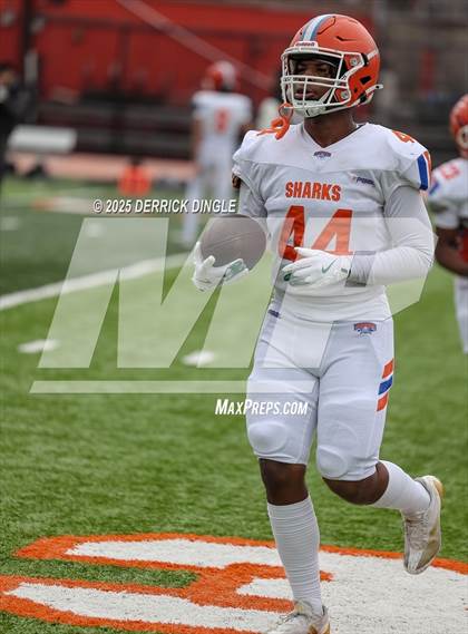 Thumbnail 2 in Frank J. Macchiarola vs Randolph Campus (PSAL 3A Semifinal) photogallery.