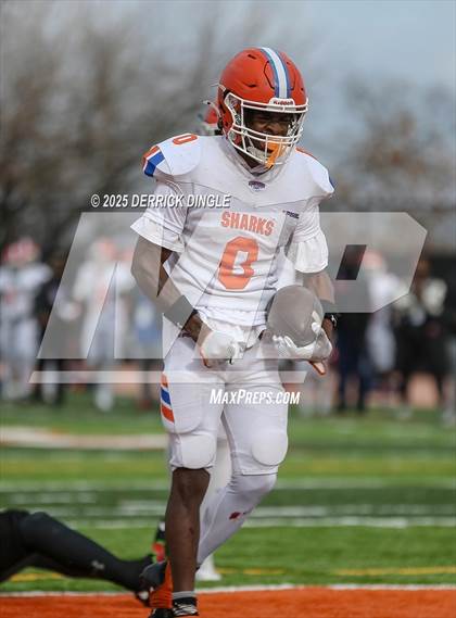 Thumbnail 2 in Frank J. Macchiarola vs Randolph Campus (PSAL 3A Semifinal) photogallery.