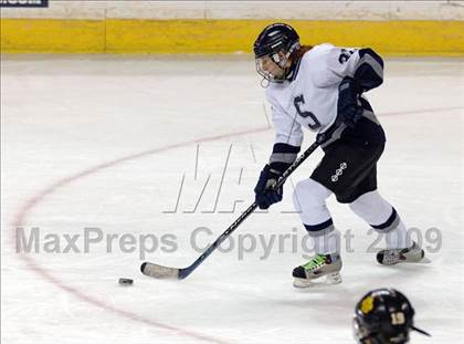 Thumbnail 3 in Hand vs Staples (Sound Tigers Harbor Yard Series) photogallery.
