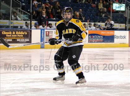 Thumbnail 1 in Hand vs Staples (Sound Tigers Harbor Yard Series) photogallery.