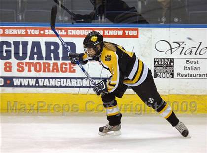 Thumbnail 1 in Hand vs Staples (Sound Tigers Harbor Yard Series) photogallery.