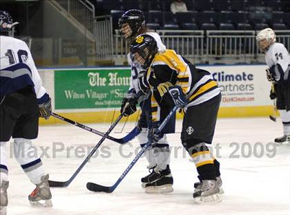 Thumbnail 3 in Hand vs Staples (Sound Tigers Harbor Yard Series) photogallery.